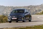 Toyota Prius Plug-in Hybrid 2016 года